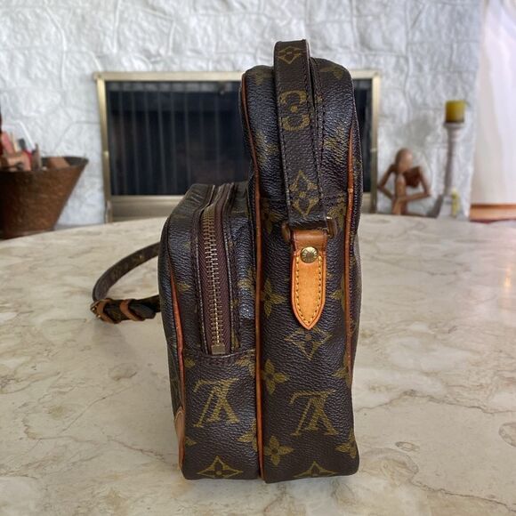 Vintage LOUIS VUITTON Monogram Amazone Shoulder Cross Body Bag - Picture 5 of 16